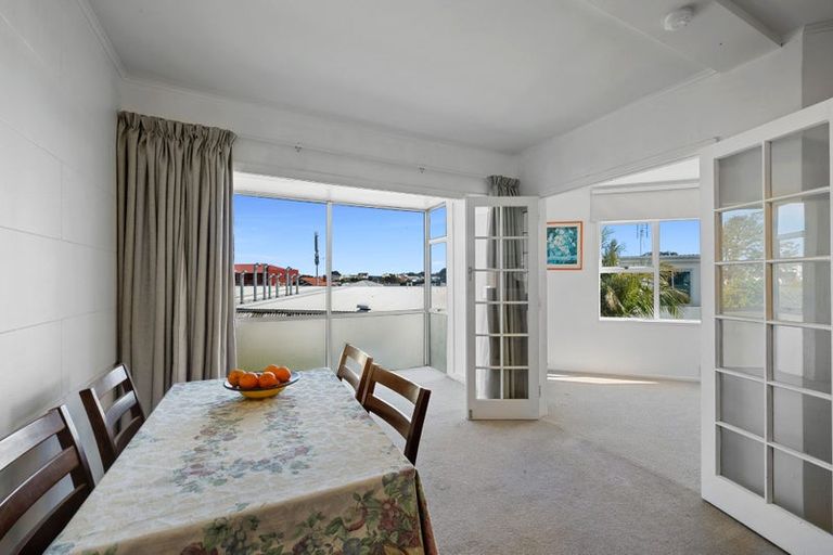 Photo of property in 6/184 Powderham Street, New Plymouth, 4310