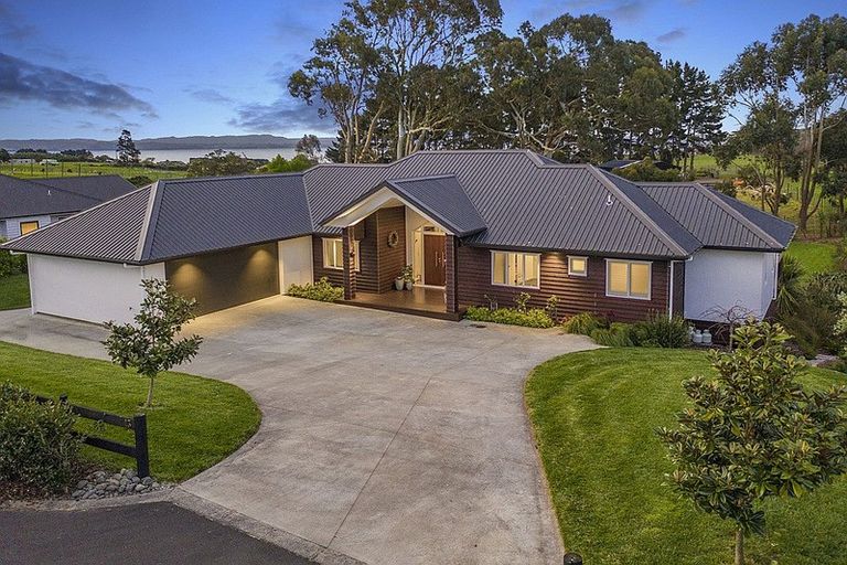 Photo of property in 13 Titoki Way, Waiau Pa, Pukekohe, 2679