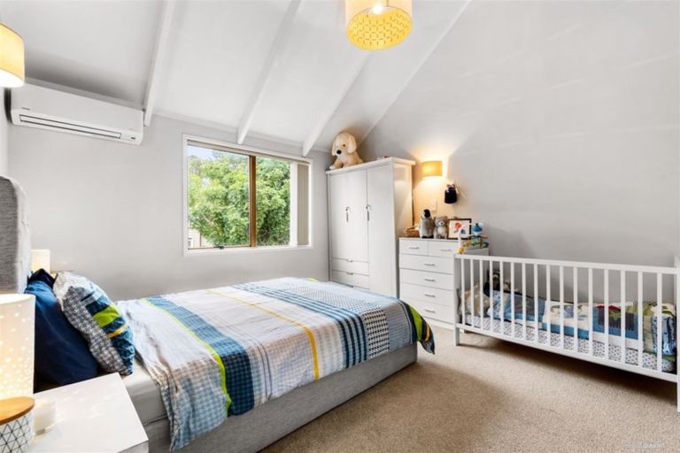 Photo of property in 2/108 Station Road, Papatoetoe, Auckland, 2025