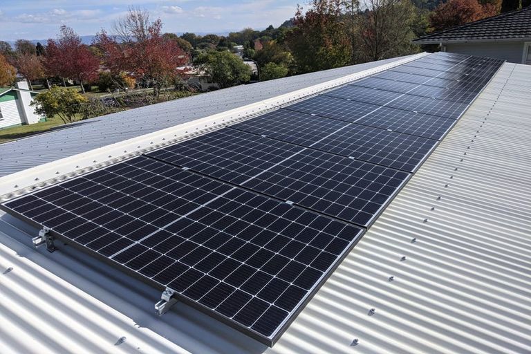 Photo of property in 61 Seddon Crescent, Whataupoko, Gisborne, 4010