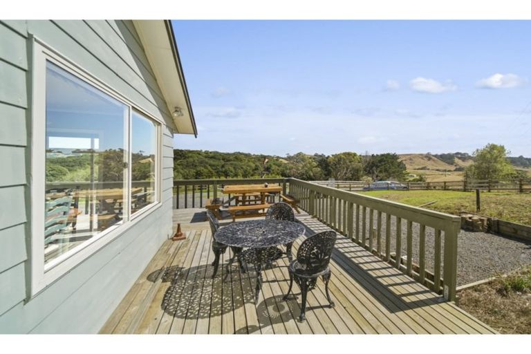 Photo of property in 28 Fielding Road, Awhitu, Waiuku, 2684