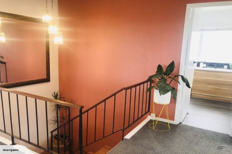 Photo of property in 1/2 Hume Drive, Hillcrest, Auckland, 0627