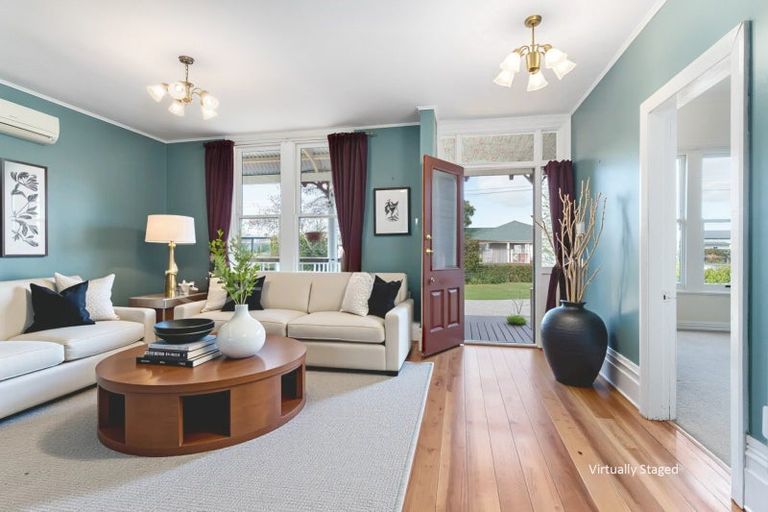 Photo of property in 168 High Street South, Carterton, 5713