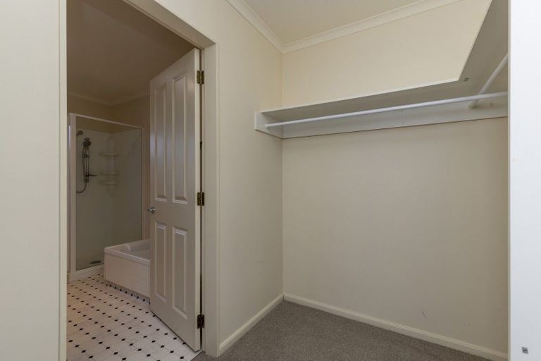 Photo of property in 40 Hadleigh Court, Paraparaumu, 5032