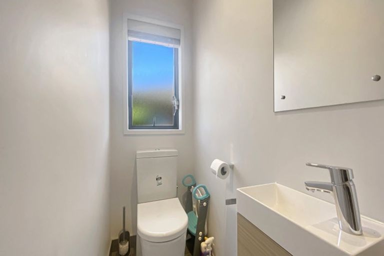 Photo of property in 14a Carbine Road, Mount Wellington, Auckland, 1060