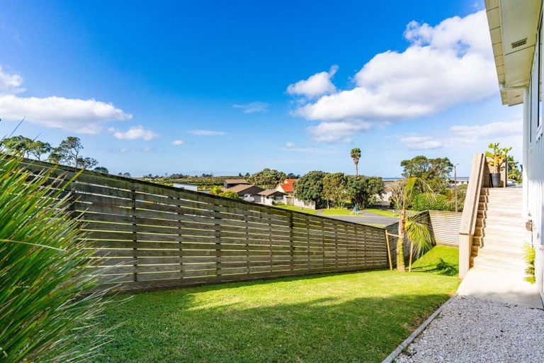 Photo of property in 13a Riverview Place, Waipu, 0582