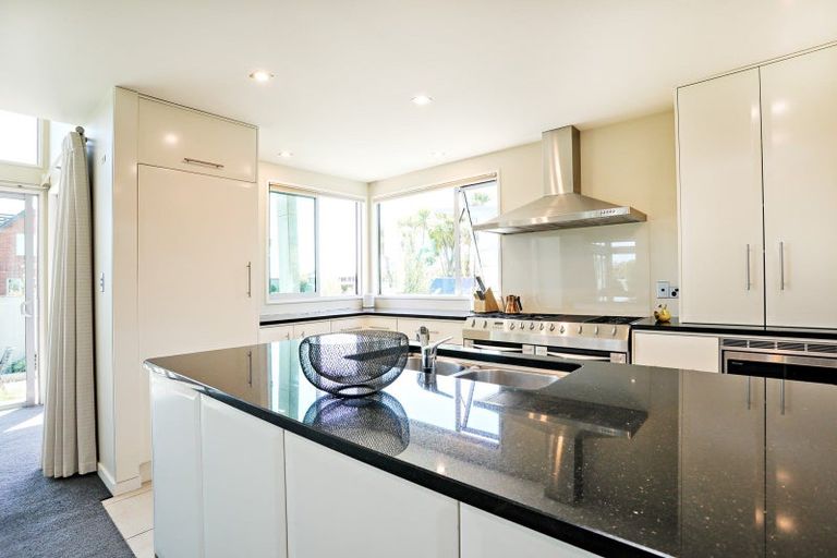 Photo of property in 83 Rosewood Drive, Rosedale, Invercargill, 9810