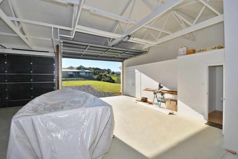Photo of property in 1066 Leigh Road, Matakana, Warkworth, 0985