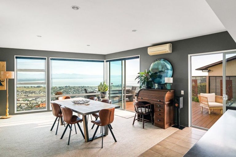 Photo of property in 3 Zeehaen Place, Britannia Heights, Nelson, 7010