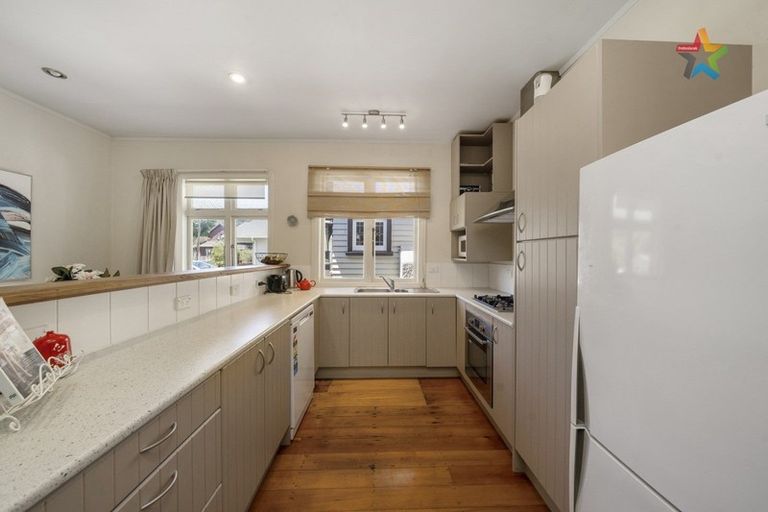 Photo of property in 10a Heath Grove, Waiwhetu, Lower Hutt, 5010