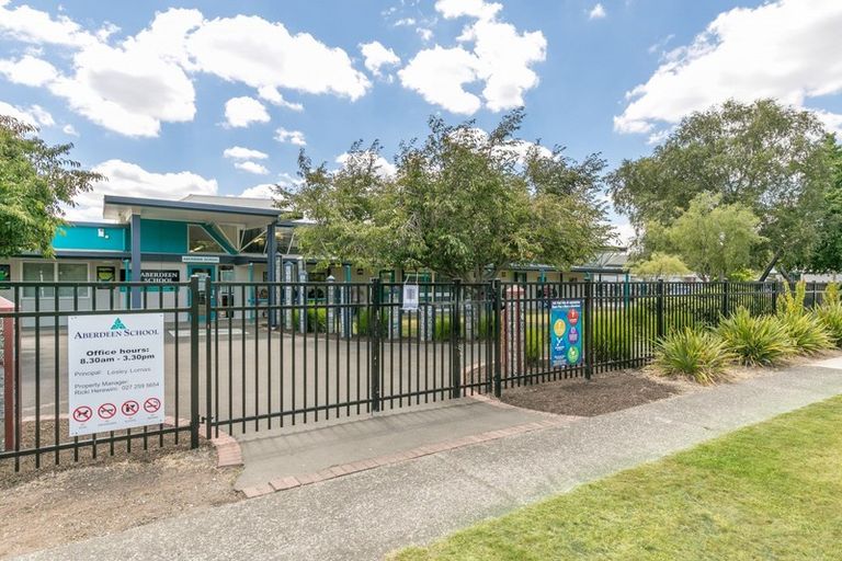 Photo of property in 97 Aberdeen Drive, Dinsdale, Hamilton, 3204