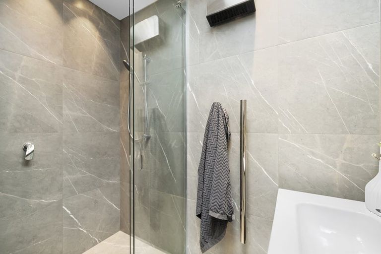 Photo of property in 1/42 Canterbury Street, Lyttelton, 8082