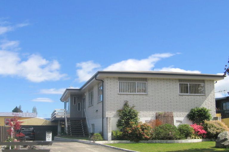 Photo of property in 22 Regents Grove, Richmond Heights, Taupo, 3330