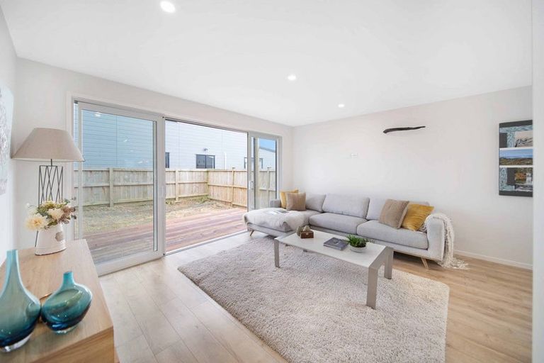 Photo of property in 5 Tiaki Lane, Karaka, Papakura, 2113