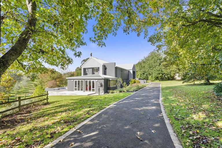 Property details for 15 Old Coach Way, Ramarama, Drury, 2579