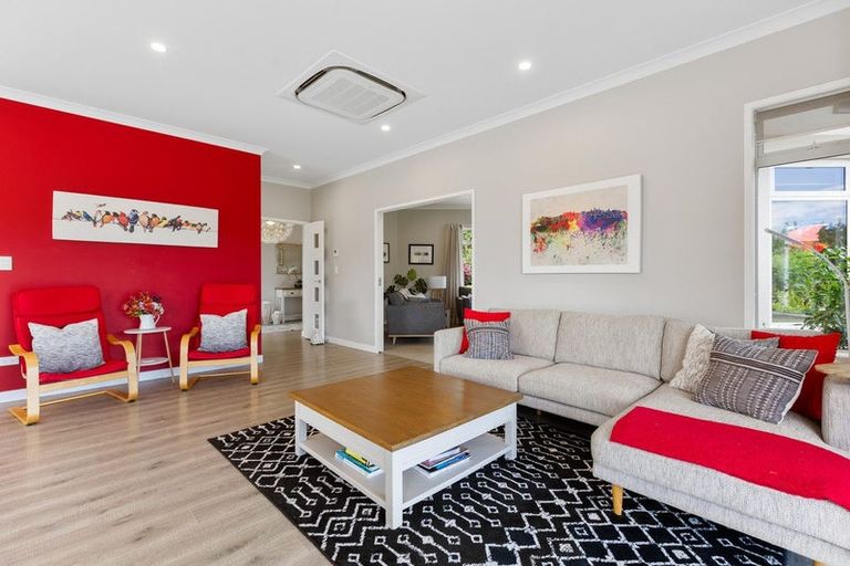 Photo of property in 139 Richmond Road, Brixton, New Plymouth, 4373