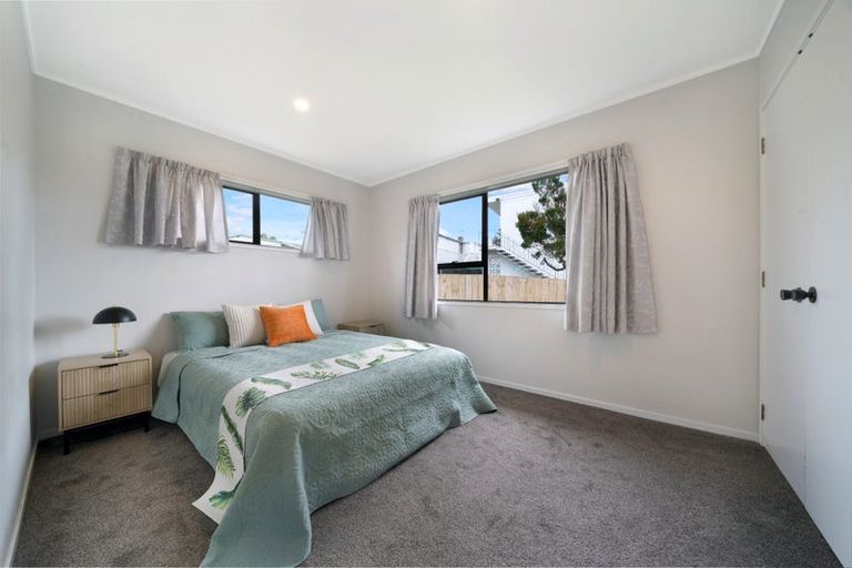 Photo of property in 1/40c West Coast Road, Glen Eden, Auckland, 0602
