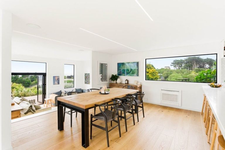 Photo of property in 5 Highgrove, Saint Clair, Dunedin, 9012