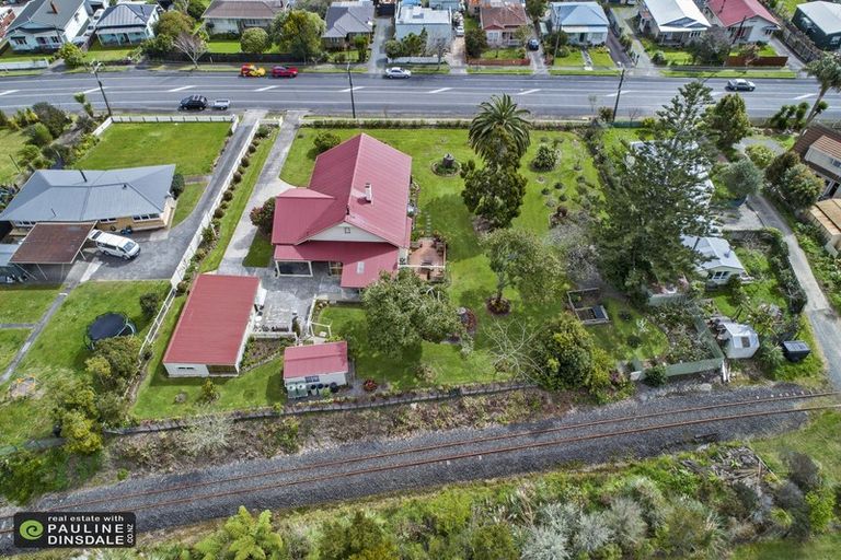 Photo of property in 73 George Street, Hikurangi, 0114