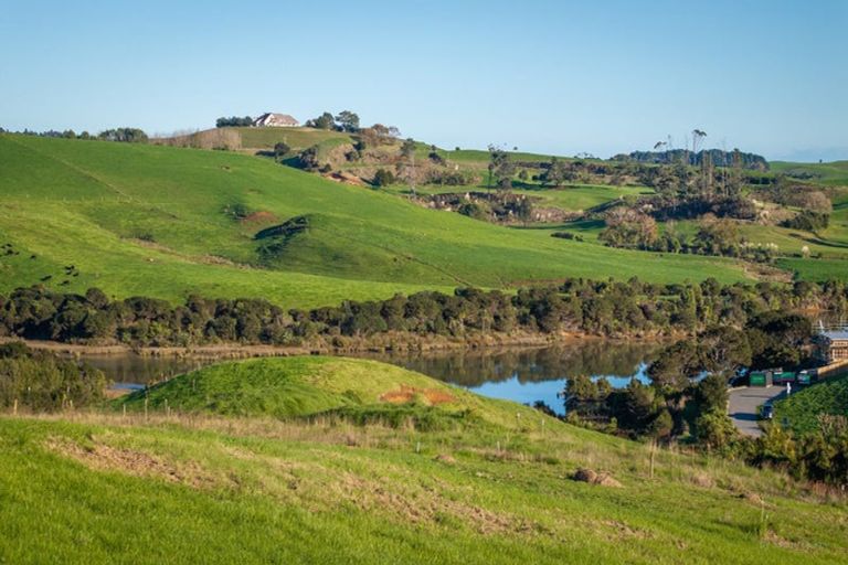 Photo of property in 8 Rereahu Street, Raglan, 3225