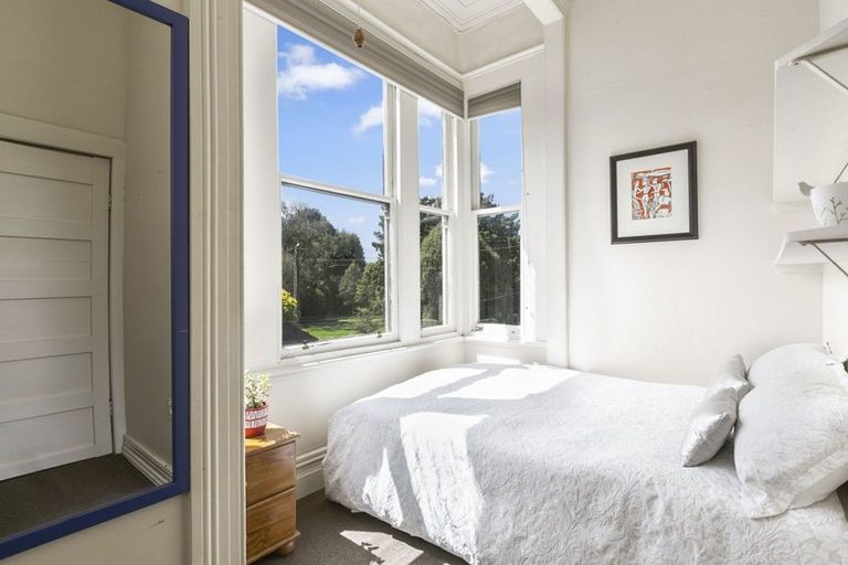 Photo of property in 186 Queen Street North, North Dunedin, Dunedin, 9016