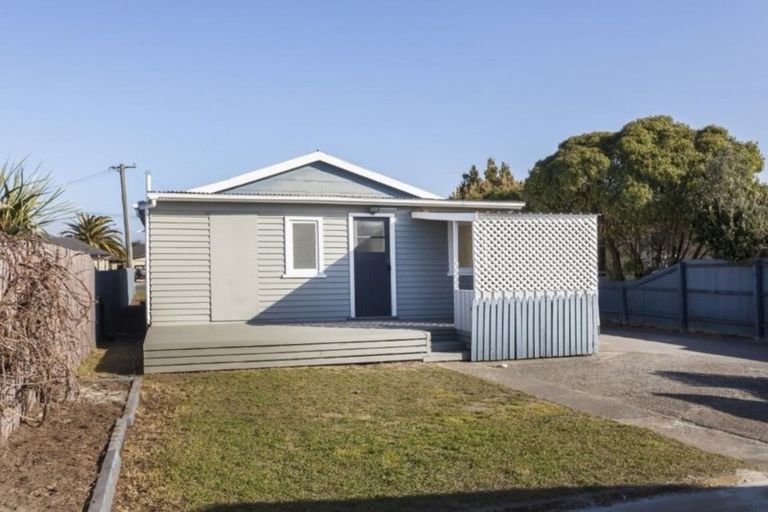 Photo of property in 9 Sylvia Street, Parklands, Christchurch, 8083