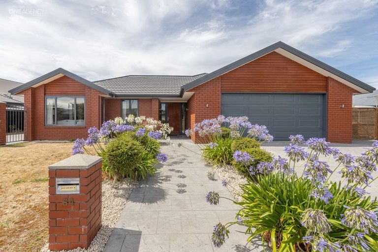 Photo of property in 64 Allison Crescent, Kaiapoi, 7630