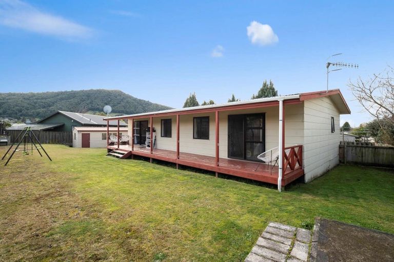 Photo of property in 25 Goldie Street, Pukehangi, Rotorua, 3015