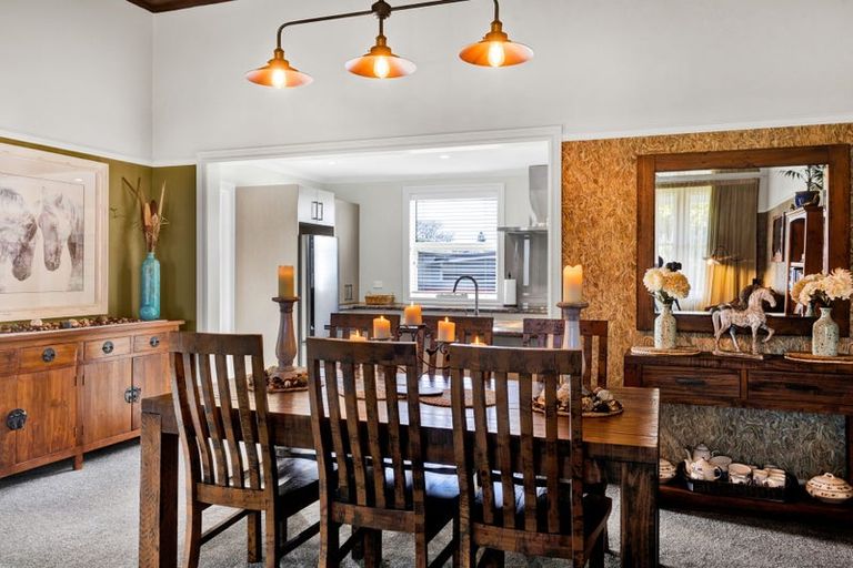 Photo of property in 31 Maire Street, Inglewood, 4330