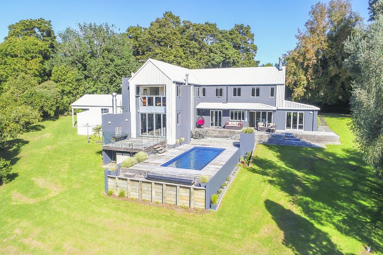 Photo of property in 15 Old Coach Way, Ramarama, Drury, 2579