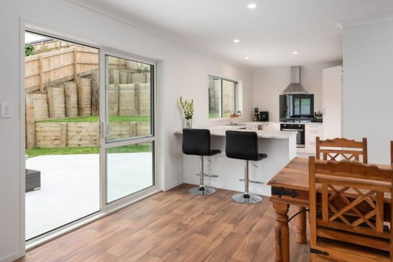 Photo of property in 16 Antrim Glade, Welcome Bay, Tauranga, 3175