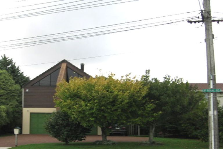 Photo of property in 160 Royal Road, Massey, Auckland, 0614