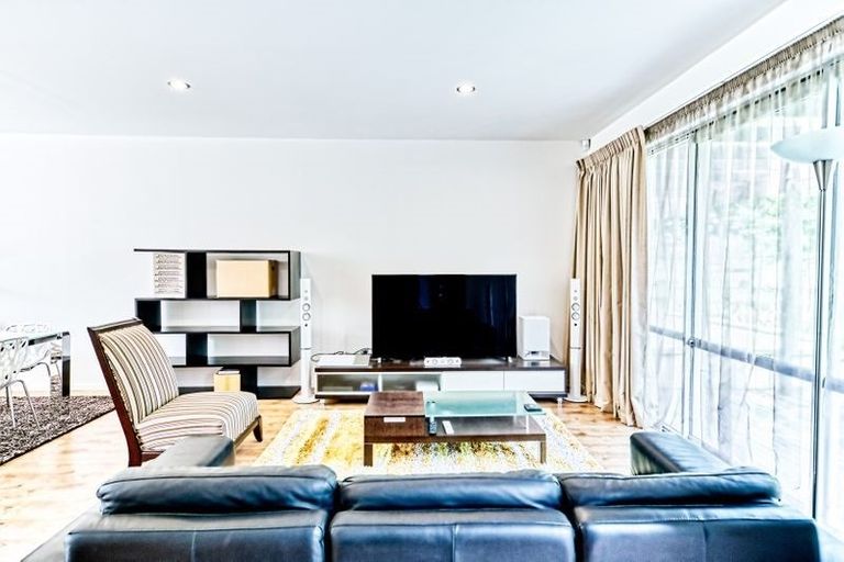 Photo of property in 74 Kuaka Drive, Takanini, 2112