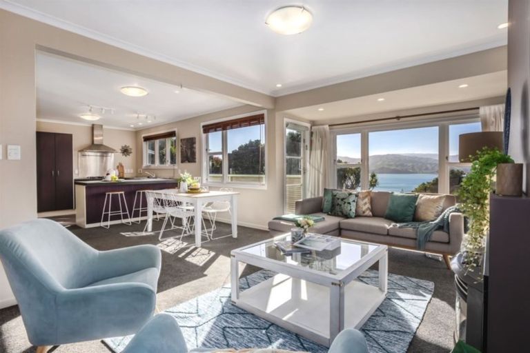 Photo of property in 1 Kenef Road, Paremata, Porirua, 5024