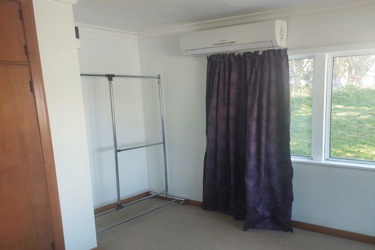 Photo of property in 29 Ironside Road, Johnsonville, Wellington, 6037