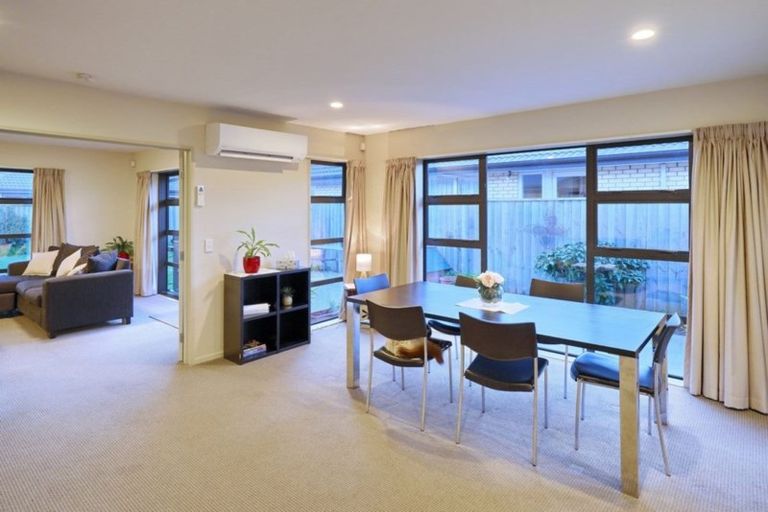 Photo of property in 6 Cognac Drive, Yaldhurst, Christchurch, 8042