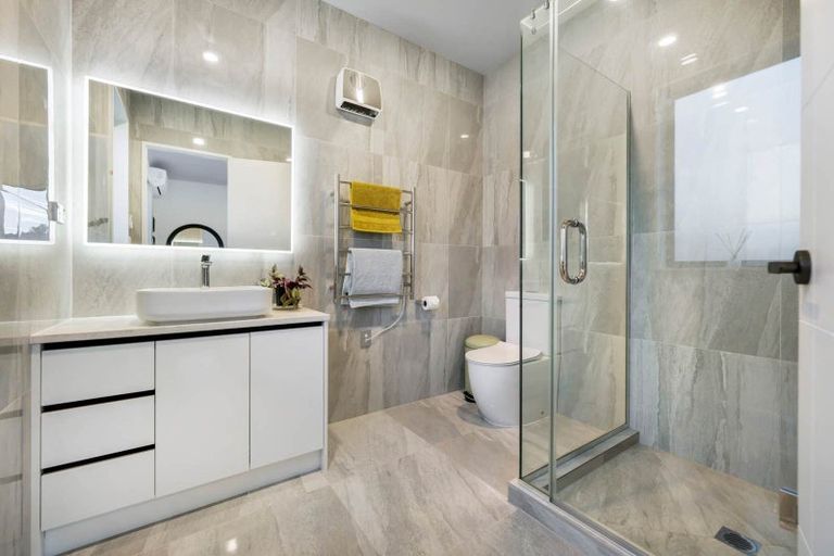 Photo of property in 5 Riwai Street, Flat Bush, Auckland, 2019