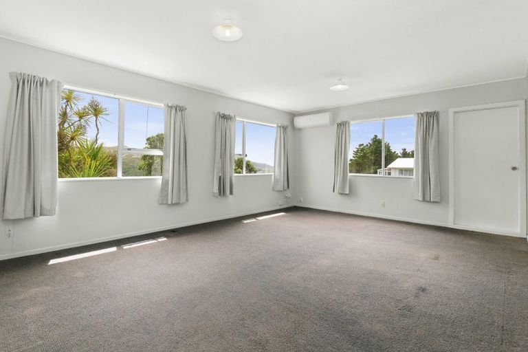 Photo of property in 121 Ohariu Road, Johnsonville, Wellington, 6037