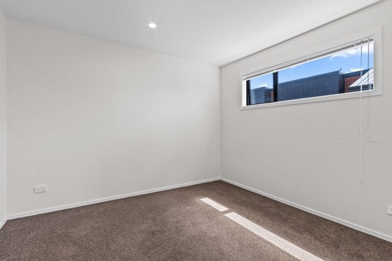 Photo of property in 2/7 Dyer Street, Whitiora, Hamilton, 3200
