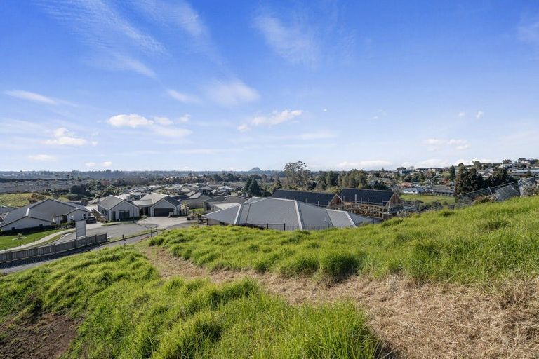 Photo of property in 33 Pinkerton Place, Ohauiti, Tauranga, 3112