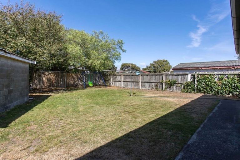 Photo of property in 12 Kuaka Crescent, Bromley, Christchurch, 8062