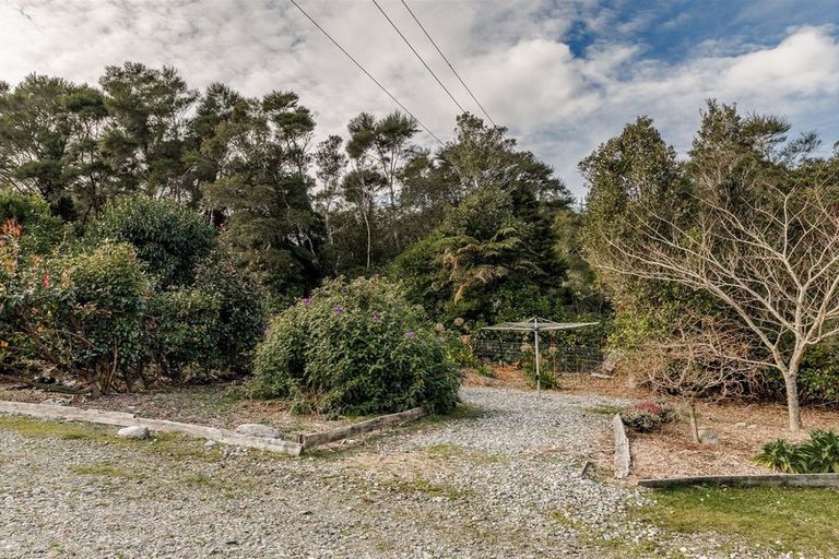 Photo of property in 195 Powerhouse Road, Fairdown, Westport, 7891