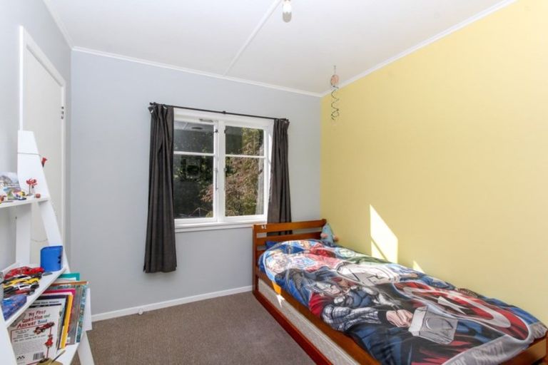 Photo of property in 33 Pembroke Street, Westown, New Plymouth, 4310