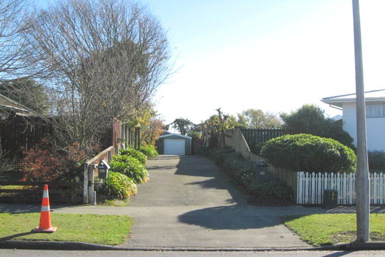 Photo of property in 82 Warren Crescent, Hillmorton, Christchurch, 8025