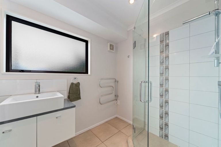 Photo of property in 15 Normand Place, Richmond Heights, Taupo, 3330