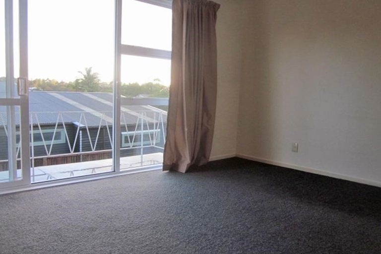Photo of property in 6 Cruickshank Crescent, Meadowbank, Auckland, 1072