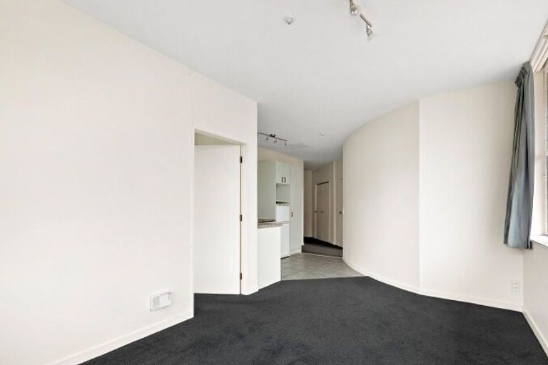 Photo of property in Terrace Tower Apartments, 8d/126 The Terrace, Wellington Central, Wellington, 6011