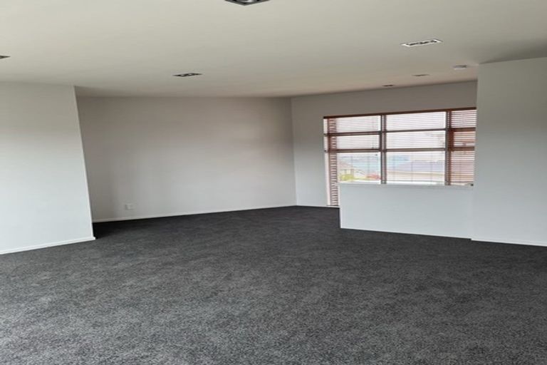 Photo of property in 37c Gurkha Crescent, Khandallah, Wellington, 6035