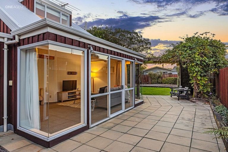 Photo of property in 3 Bush Street, Rangiora, 7400