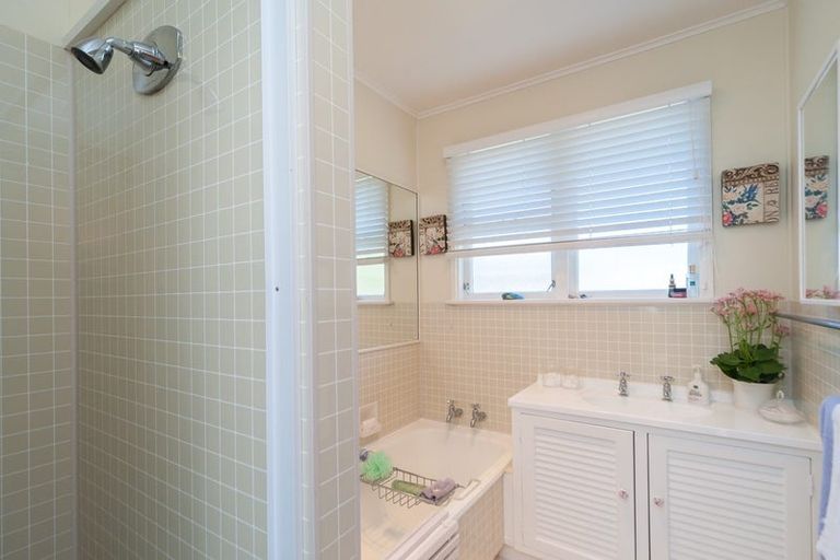 Photo of property in 141 Parkvale Road, Karori, Wellington, 6012